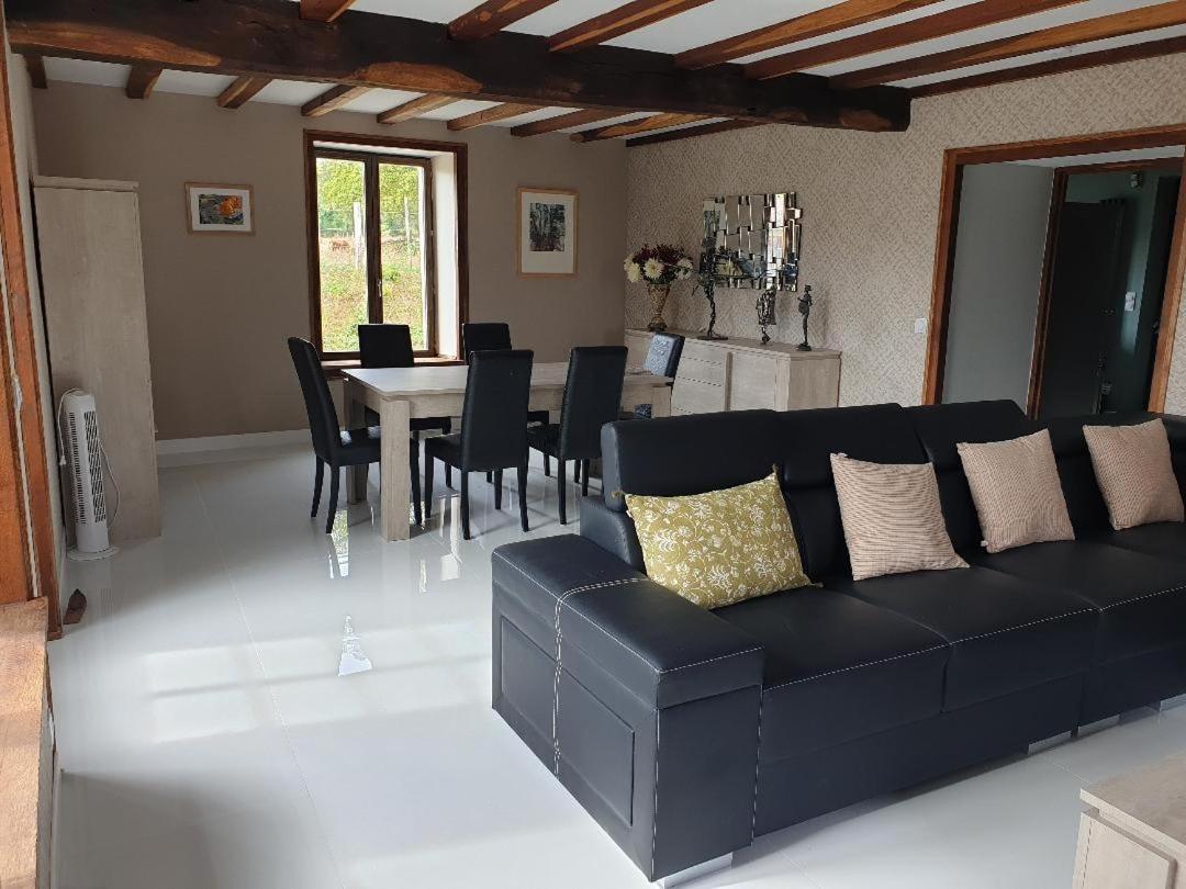 La Maison Du Lac Lavaud Saint-Quentin-sur-Charente Exteriör bild
